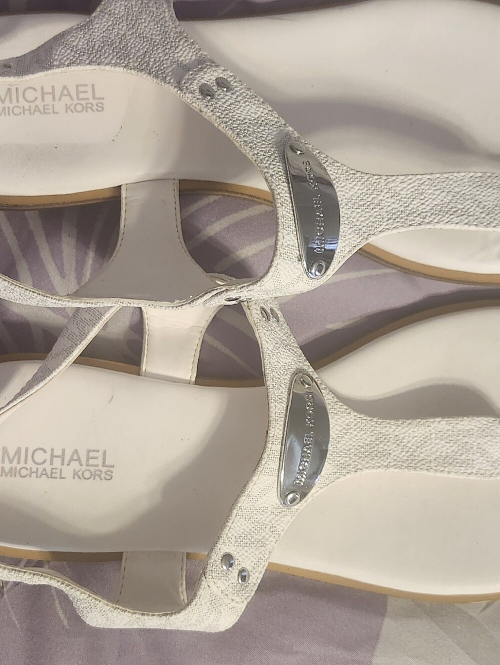 Michael Kors White Leather T-Strap Sandals with Silver Logo Plates